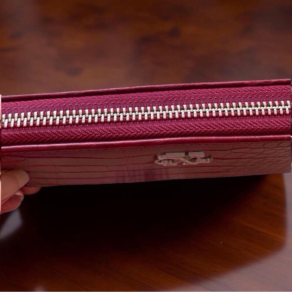 CXL by Christian Lacroix Kara Croco Zip Wristlet Wallet Red NWT Classic - Picture 6 of 7
